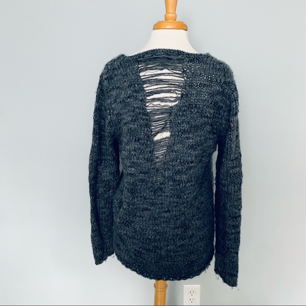 OC Gray Wool Knit Pullover Sweater Open Back Size L
